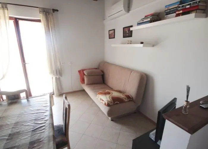 In Novigrad By Interhome Novigrad Istria